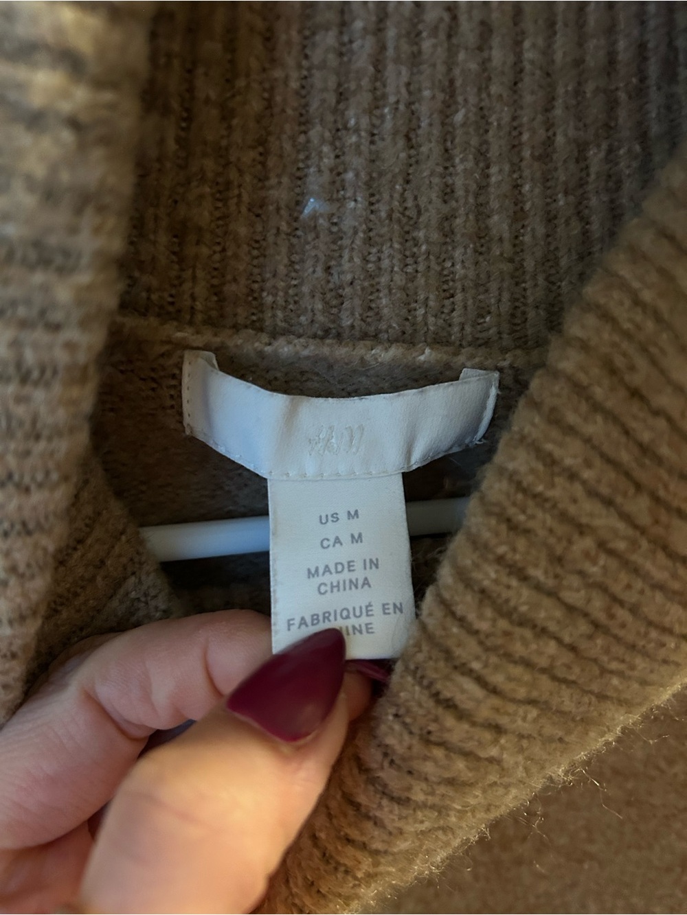 H&M Beige Oversized Turtleneck Sweater - Picture 2 of 3
